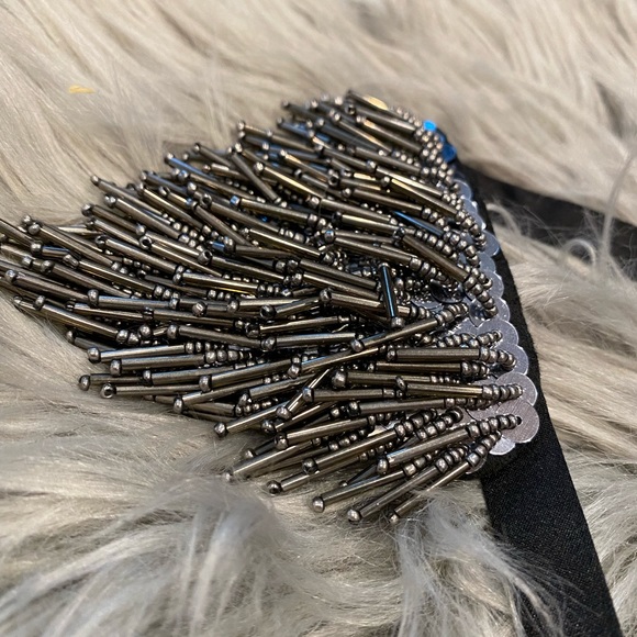 Shoulder pad lingerie accessory - Picture 2 of 4